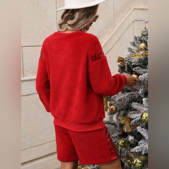 Sequin Teddy Sweatshirt and Shorts Set - Picture 2 of 5